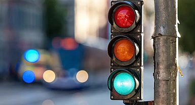 Trafikte 100 Yıllık Sistem Değişiyor! Kırmızı, Sarı ve Yeşile “Beyaz” Ekleniyor