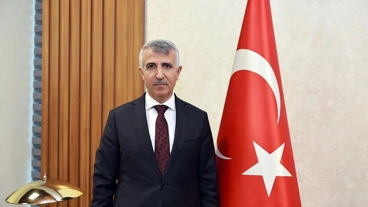 Vali Mükerrem Ünlüer’den 12 Şubat Kurtuluş Günü Mesajı!