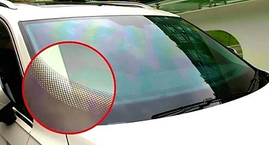 Arabaların Ön Camlarındaki Siyah Noktalar Ne İşe Yarıyor? İşte Bilinmeyen Fonksiyonu