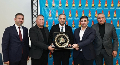 Başkan Toptaş, muhtarlarla iftar sofrasında buluştu!