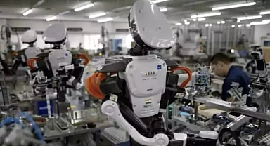 Çin’den Teknoloji Dünyasını Sarsan Hamle: Yıllık 10 Bin Robot Üretilecek!