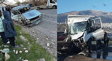Kahramanmaraş'ta çifte kaza 3 yaralı!