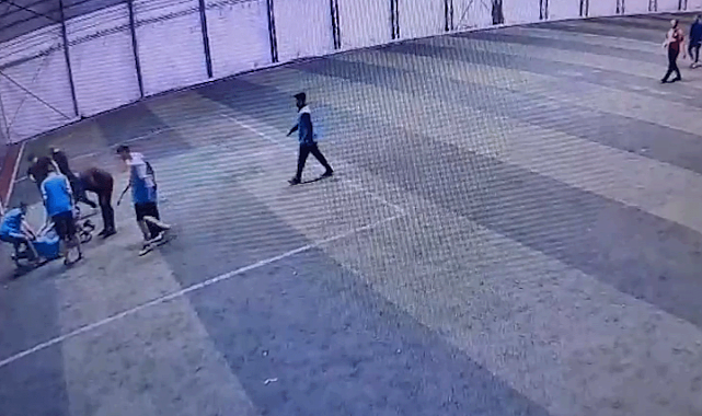 Kahramanmaraş'ta Maç Sırasında Yere Yığıldı, Hastanede Hayatını Kaybetti!