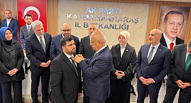 Kahramanmaraş'ta YRP'li iki siyasetçi Ak Parti'ye katıldı!