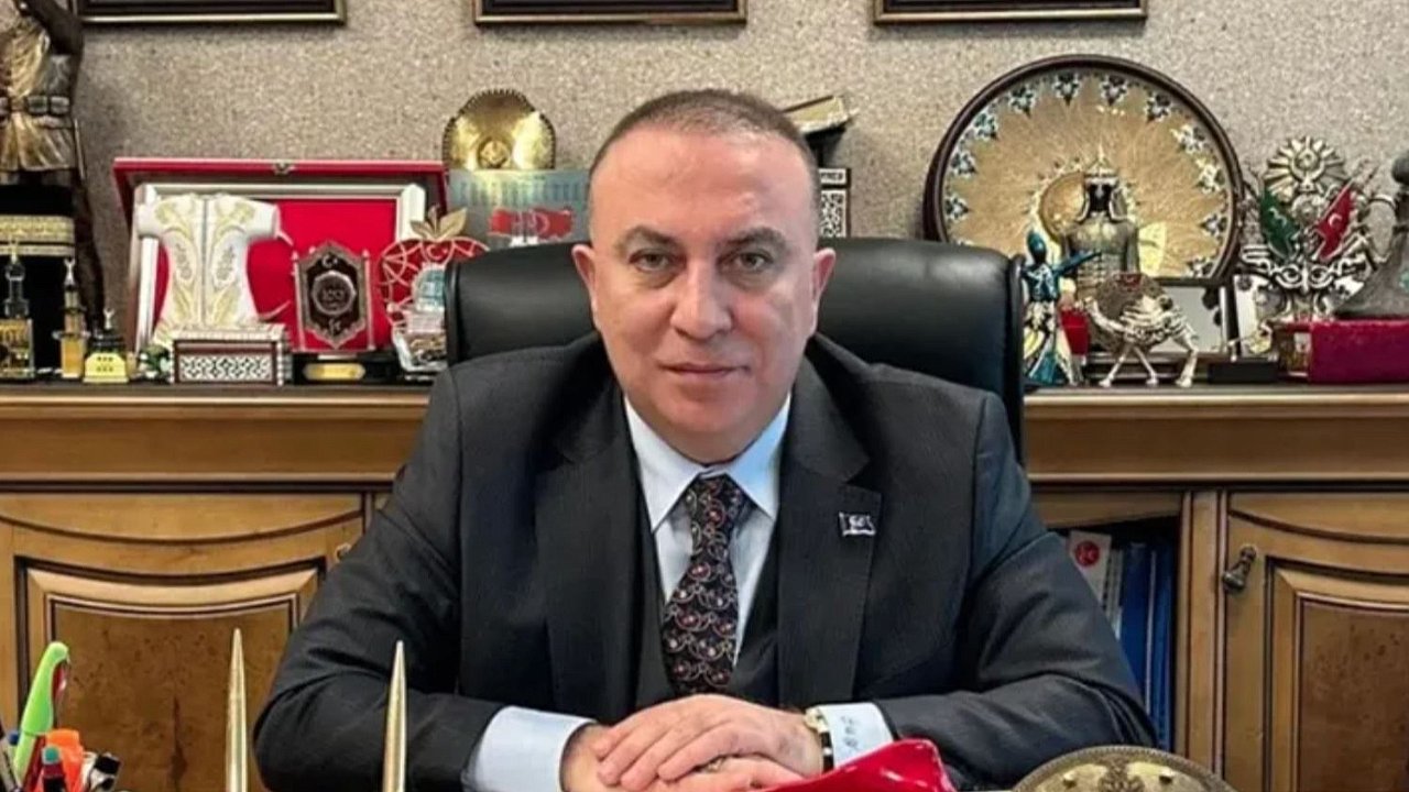 MHP’de istifa: İzzet Ulvi Yönter görevini bıraktı
