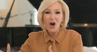 Trump’ın Danışmanı Paula White’tan Dikkat Çeken Çağrı: “Zekatınızı İsrail’e Gönderin”
