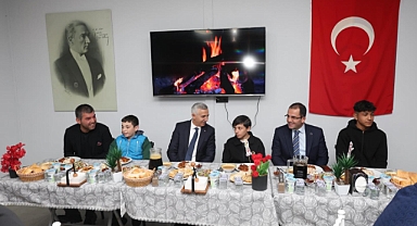 Vali Ünlüer ve İstiklalspor Oyuncuları Çocuklarla İftar sofrasında buluştu!