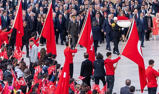 23 Nisan Resmi Tatil mi, Okullar Tatil mi? 22 Nisan Yarım Gün mü? 2026 Tatil Takvimi