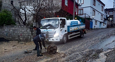 Büyükşehir’den Yağış Sonrası Arterlere Anında Müdahale!