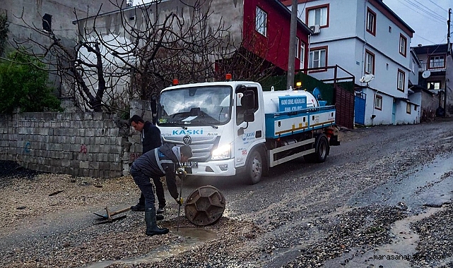 Büyükşehir’den Yağış Sonrası Arterlere Anında Müdahale!