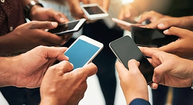 Cep telefonu tarifelerine zam: İşte yeni ücretler