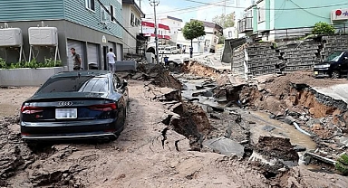 Japonya'da 7,4 büyüklüğünde deprem!
