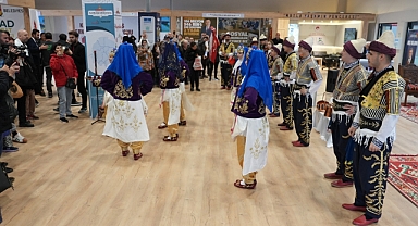 Kahramanmaraş’ın Kültür Şöleni Üçüncü Günü Coşkuyla Devam Edecek!