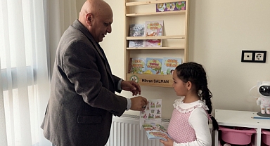 Kahramanmaraş'ta “Her Ev Kütüphane Olsun” Projesiyle 170 Öğrencinin Evine Kütüphane Kuruldu!