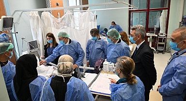 Kahramanmaraş’ta Milletvekillerinden Yaralı Öğrencilere Ziyaret!