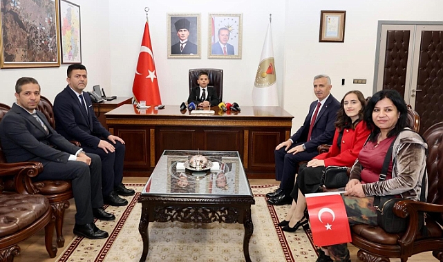 Kahramanmaraş’ta Minik Başkan’dan Talimat: “Kütüphaneler Artsın, Oyun Alanları Gelişsin”