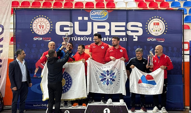 KSÜ’lü Güreşçilerden ÜNİLİG Türkiye Şampiyonası’nda Büyük Başarı!