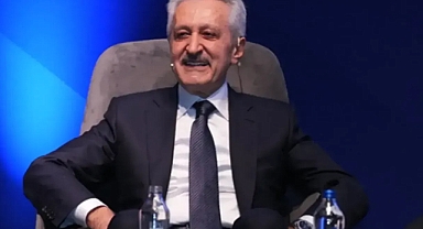Mehmet Ali Aydınlar Kimdir?