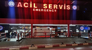 Parkta oynayan 2 yaşındaki çocuğa bıçakla saldırdı!