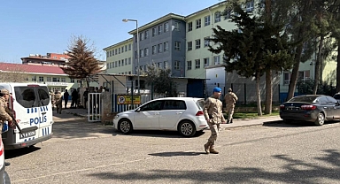 Şanlıurfa'da okula silahlı saldırı: 16 yaralı