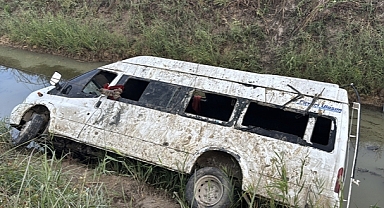 Tarım işçilerini taşıyan araç kaza taptı! 17 yaralı