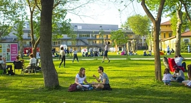 Bilgi Üniversitesi yeniden açıldı!