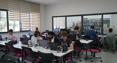 Pusula Maraş, Oyun Dünyasının Genç Yeteneklerini Bir Araya Getirdi; Game Jam Başladı