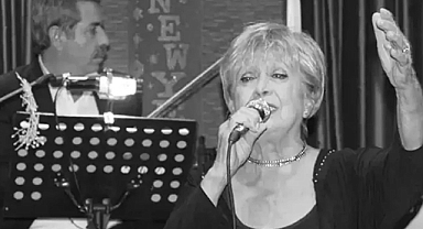Zerrin Özer'in acı günü: Ablası Tülay Özer kimdir, hangi şarkıları meşhur?