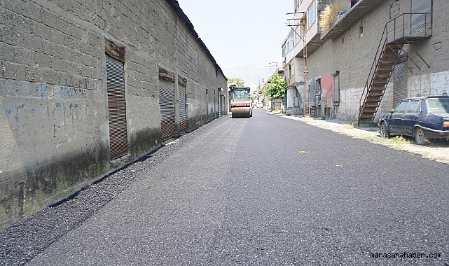 Büyükşehir, Menderes Mahallesi’nde Sıcak Asfalt Serimine Başladı!
