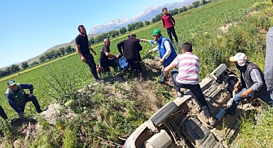 Kahramanmaraş Elbistan’da Kaza: Otomobil Sulama Kanalına Uçtu, 4 Kişi Yaralandı