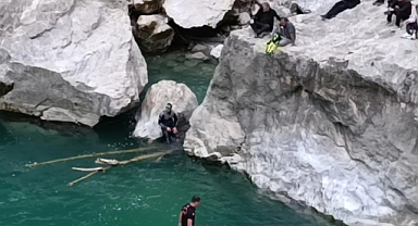 Kahramanmaraş’ta Akıntıya Kapılan Vatandaş İçin Seferberlik: Ekipler Ceyhan Nehri’nde Arama Başlattı