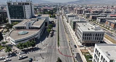 Kahramanmaraş’ta Azerbaycan Bulvarı Trafiğe Kapatıldı: Çalışmalar 2 Temmuz’a Kadar Sürecek