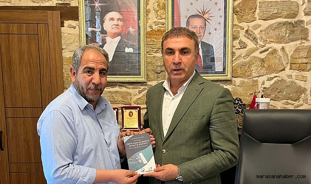 Kahramanmaraş'ta Balıkçılık Serüvenini Anlatan Kitap Büyükşehir Belediyesi’ne Takdim Edildi!