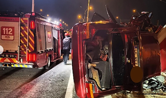 Kahramanmaraş’ta Kontrolden Çıkan Araç Bariyerlere Çarptı, 2 Yaralı