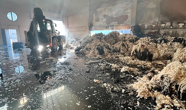 Kahramanmaraş Yeni Sanayi'de Korkutan Yangın! Ekipler Seferber Oldu