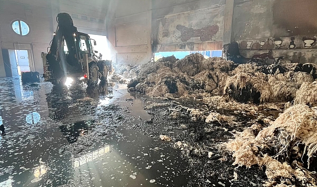 Kahramanmaraş Yeni Sanayi'de Korkutan Yangın! Ekipler Seferber Oldu