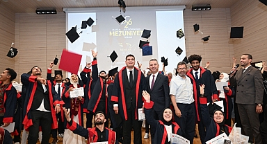 Mülteci Kampından KSÜ Kürsüsüne: Suriyeli Ömer’den Türkiye’ye Teşekkür!