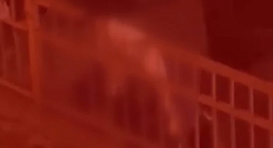 Şehrin göbeğinde korkuluklara kabloyla asılı ceset bulundu!