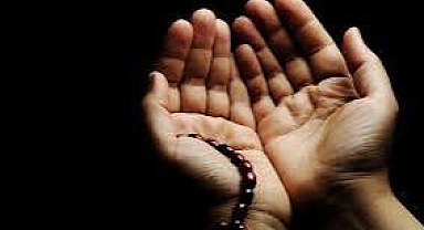 Sınav Duası Türkçe ve Arapça Okunuşu! Sınavdan Önce Başarı ve Zihin Açıklığı İçin Hangi Dua Okunur?