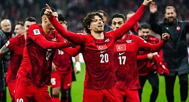 Türkiye Paraguay'a yenilirse, berabere kalırsa ne olur? Galibiyet ihtimalleri merak edildi