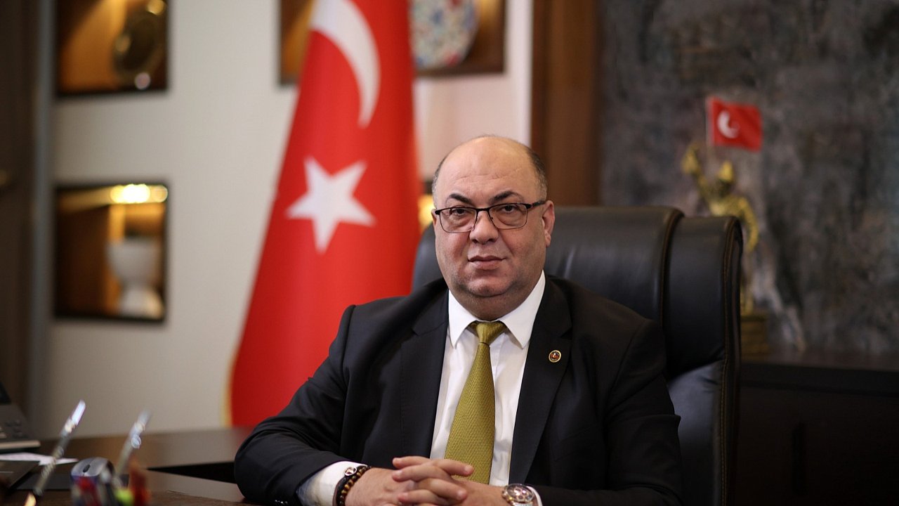 Başkan Akpınar’dan 15 Temmuz mesajı: “Bu millet, vatanına sahip çıkmayı bilir”
