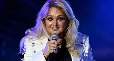 Bonnie Tyler Kimdir, Kaç Yaşında ve Nereli? 80'lerin Efsane Sanatçısı Bonnie Tyler Neden Öldü? İşte Hayatı ve Unutulmaz Eserleri!