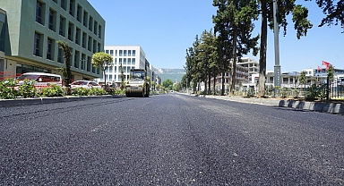 Büyükşehir’den Yeni Haftada 4 İlçe 37 Farklı Noktada Sıcak Asfalt Mesaisi