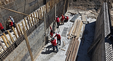 Dulkadiroğlu’nda Yarım Asırlık Köprü Yerini Modern Ulaşım Yatırımına Bırakıyor