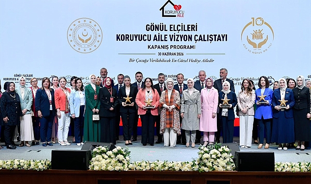 Emine Erdoğan’dan Kahramanmaraş’a koruyucu aile ödülü!