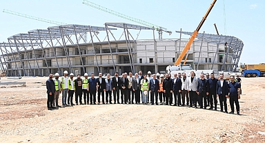 Kahramanmaraş Stadyumu Yükseliyor!