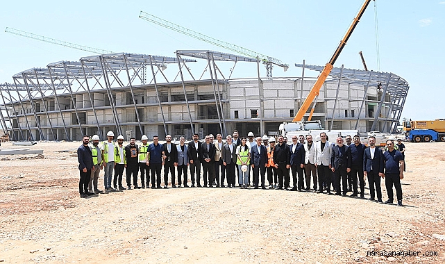 Kahramanmaraş Stadyumu Yükseliyor!