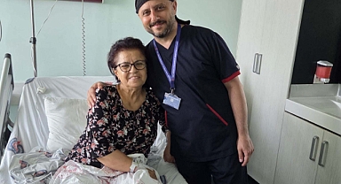 Kahramanmaraş’ta Doktor olan Öğrenci Öğretmenine Umut Oldu!
