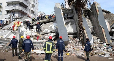 Kahramanmaraş’ta Ezgi Apartmanı davası ertelendi!