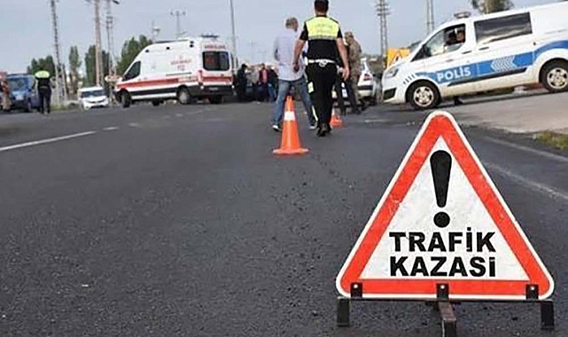 Kahramanmaraş'ta İki Otomobil Kafa Kafaya Çarpıştı: 2’si Ağır 6 Yaralı